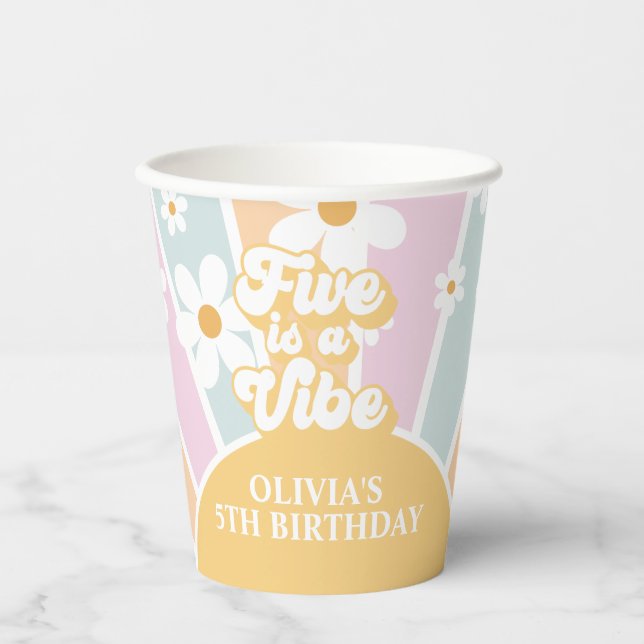 Vasos De Papel Cinco es una Vibra Retro Sol pastel Cumpleaños (Anverso)