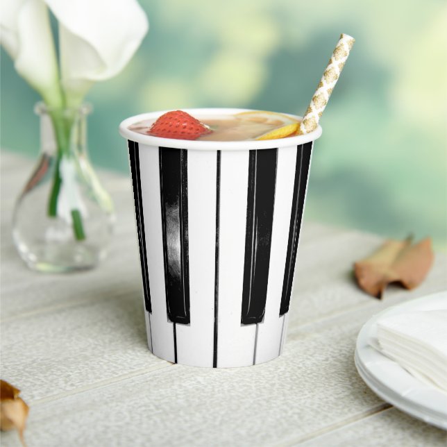 Vasos De Papel Claves de piano (in situ)