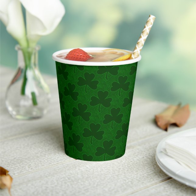 Vasos De Papel Clover Pattern Paper Cup (in situ)