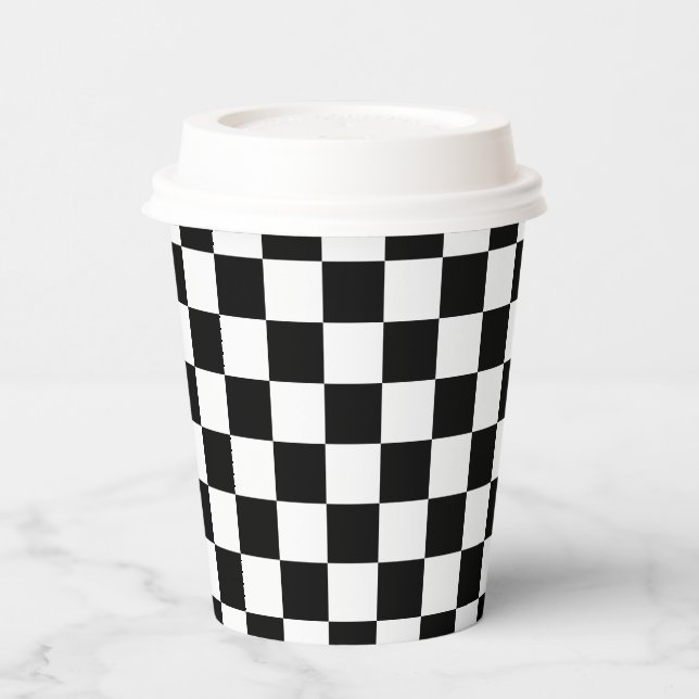 Vasos de papel con patrón cuadrado negro blanco cl (Izquierda)
