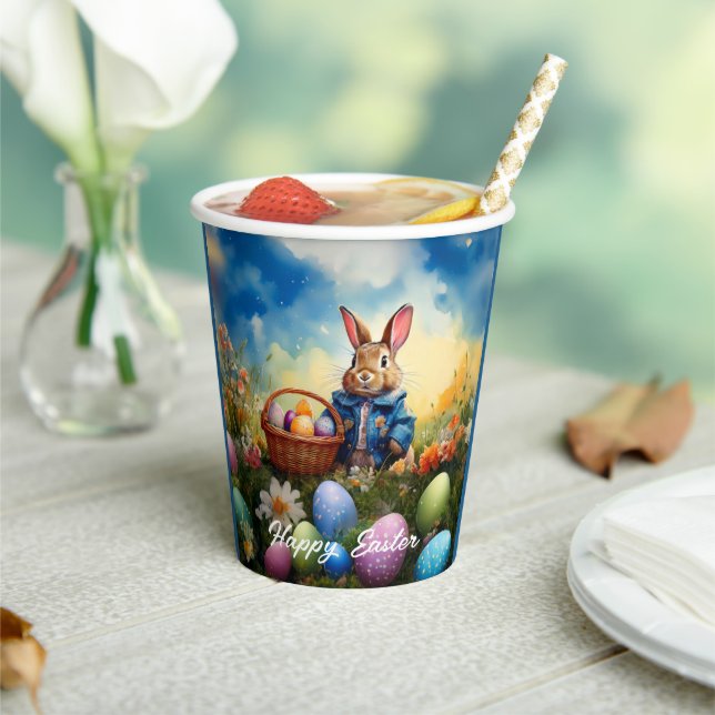 Vasos De Papel conejo de Pascua en el bosque (in situ)