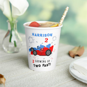 Vasos De Papel Crecer dos coches de Carreras de niños de segundo