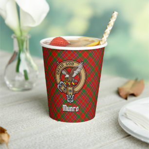 Vasos De Papel Crestá de Clan Munro sobre Tartán