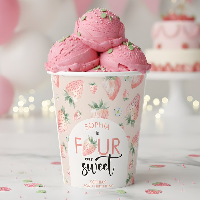 Vasos De Papel Cuatro hijos de fresa dulce de todos los años (Subido por el creador)