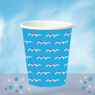 Vasos De Papel Cubos de papel azul con fideos de aletas de tiburó