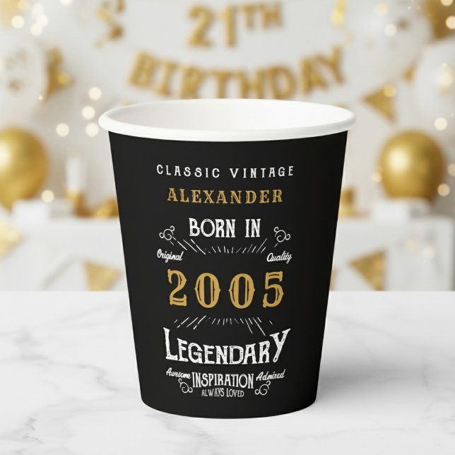 Vasos De Papel Cumpleaños 21 2005 Legendario Retro (2005 black paper cup with a white and gold background.)