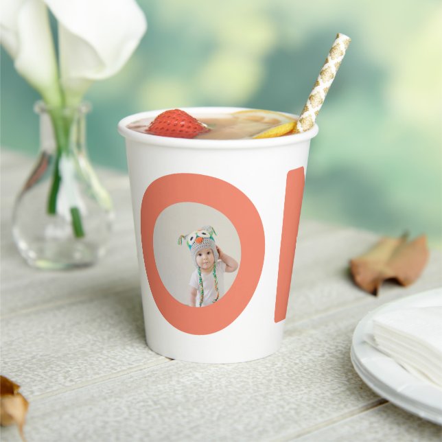 Vasos De Papel cumpleaños de primera foto (in situ)