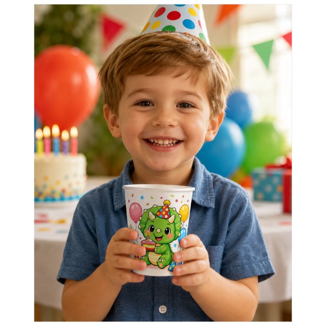 Vasos De Papel Cumpleaños de Triceratops adorable (Subido por el creador)