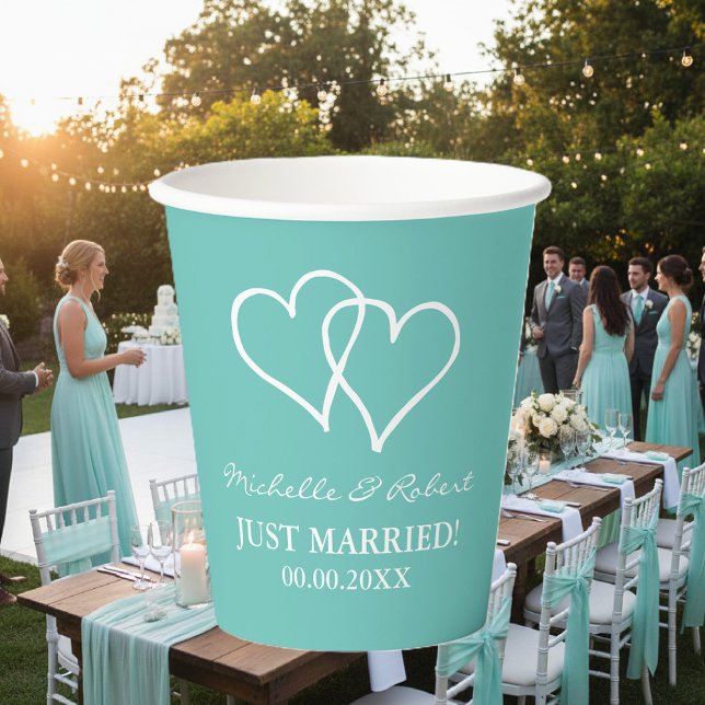 Vasos De Papel Custom wedding party cups with interlocking hearts (teal wedding party cups)