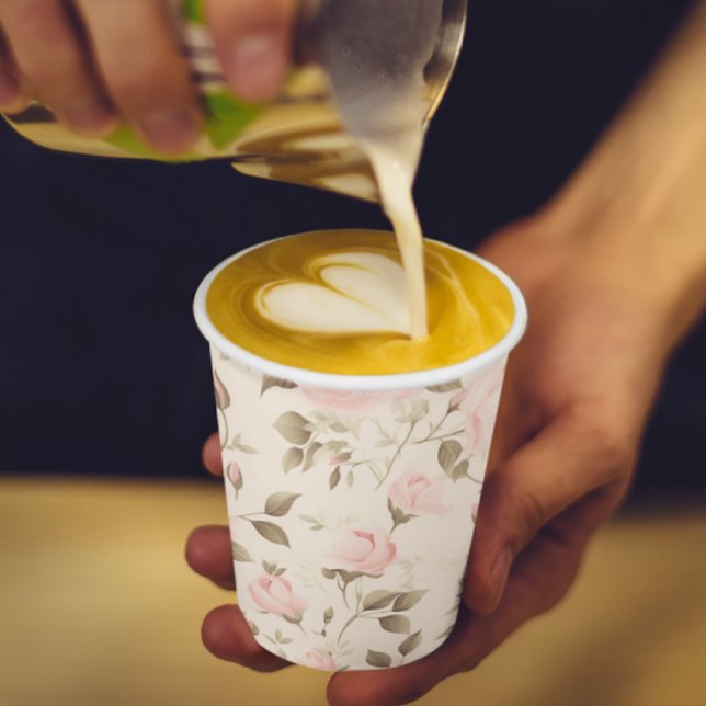 Vasos de papel de café con flores rosadas sonrojad (Subido por el creador)