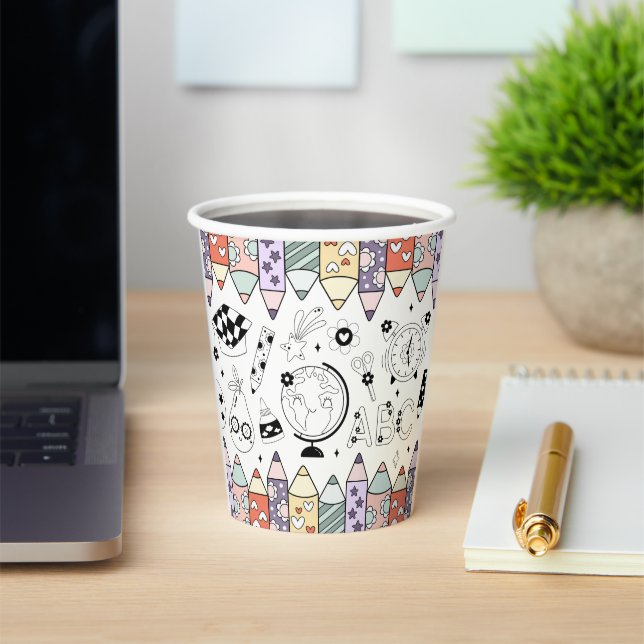 Vasos De Papel De vuelta a la escuela (in situ)