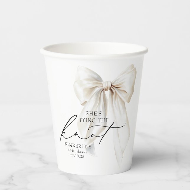 Vasos De Papel Despedida de soltera con lazo blanco Ella está ata (Anverso)