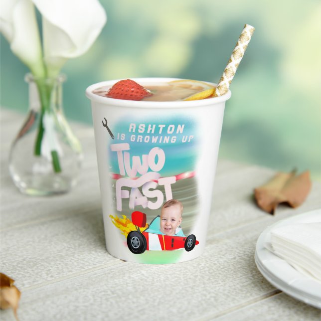 Vasos De Papel Dos Fiestas de Cumpleaños Rápido (in situ)