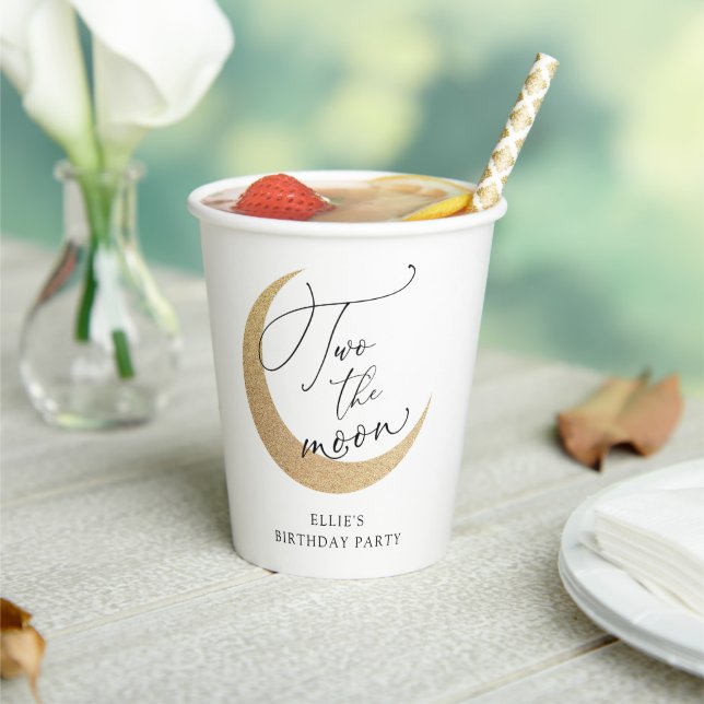 Vasos De Papel Dos tazas de papel para el cumpleaños de la luna (in situ)