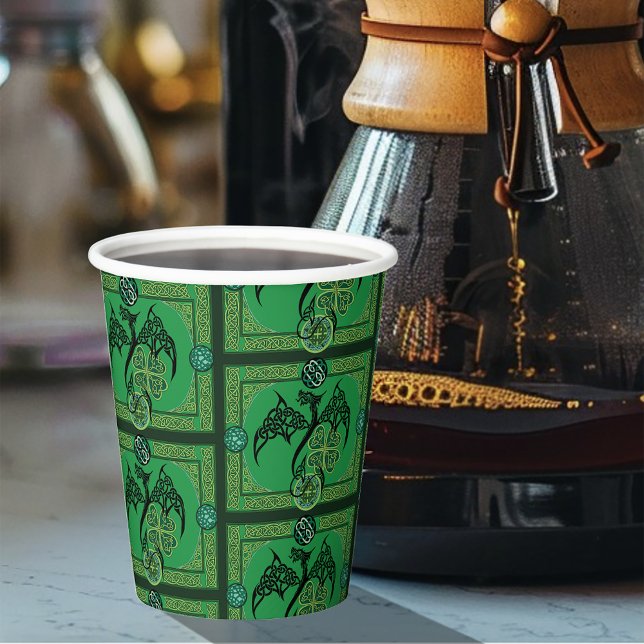 Vasos De Papel Dragón Verde Irlandés Celta (Subido por el creador)