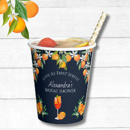 Vasos De Papel El amor de los cítricos de la marina en la primera