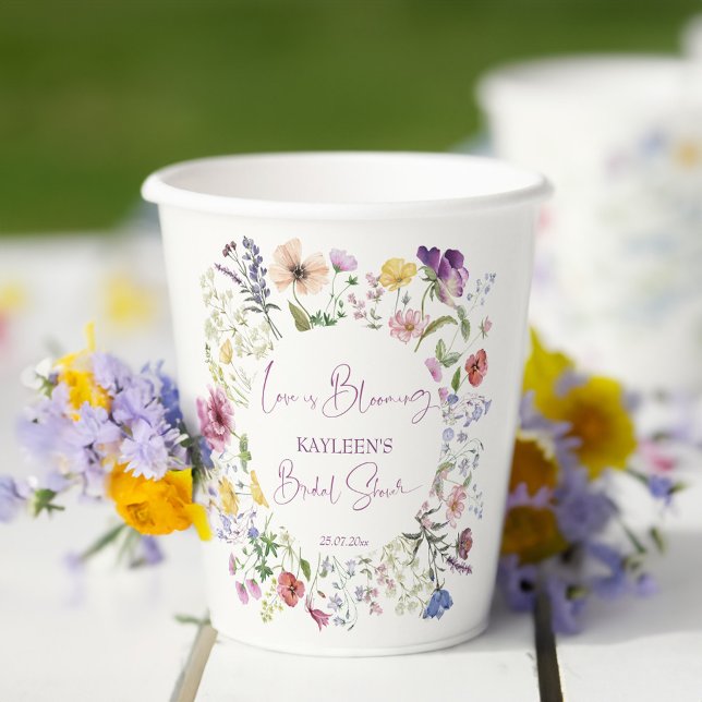 Vasos De Papel El amor está floreciendo boho flor silvestre ducha (Love is blooming boho wildflowers bridal shower monogram printed paper cups personalized table decor)