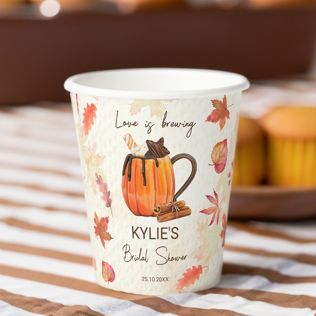 Vasos De Papel El amor está preparándose boda de otoño monograma (Love is brewing fall bridal shower monogrammed paper cups pumpkin spices maple leaves table decor)