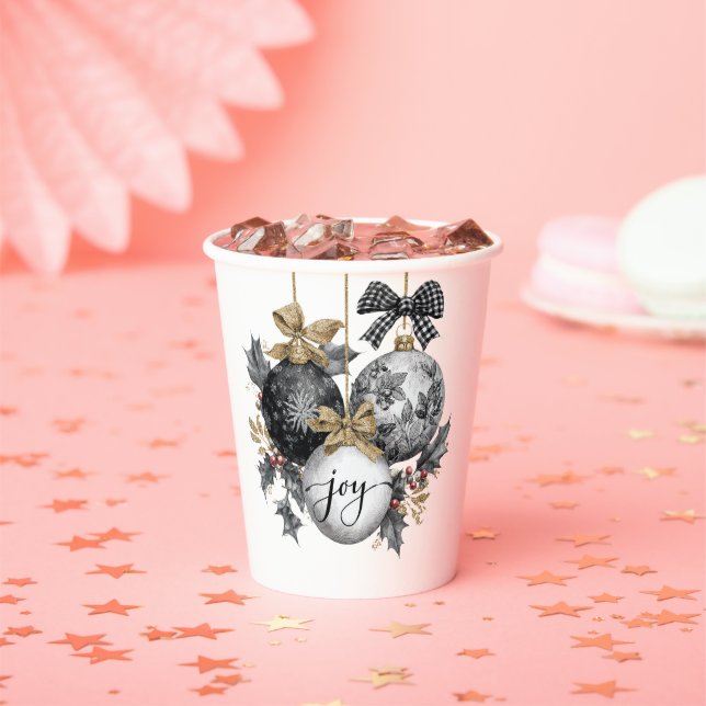 Vasos De Papel Elegant Black and White Christmas Ornaments  (in situ)