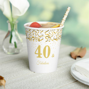 Vasos De Papel Elegante 40 y Cumpleaños fabuloso en blanco