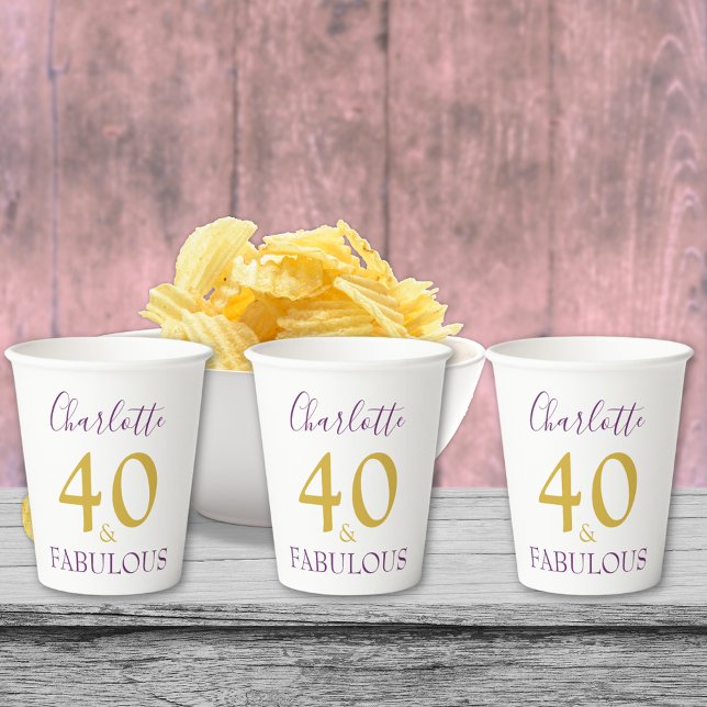 Vasos De Papel Elegante 40 y fabuloso Fiesta de cumpleaños número (Stylish 40 and fabulous gold and purple typography script custom 40th birthday party paper cups)