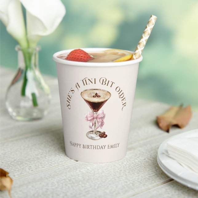 Vasos De Papel Ella es una Tini un poco mayor Espresso Martini Cu (in situ)