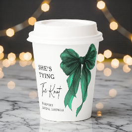 Vasos De Papel Ella está atando el lazo verde ducha de novia
