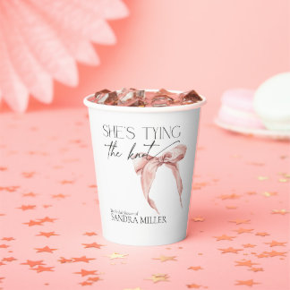 Vasos De Papel Ella está atando el nudo Rosa Tafetán Lazo Despedi