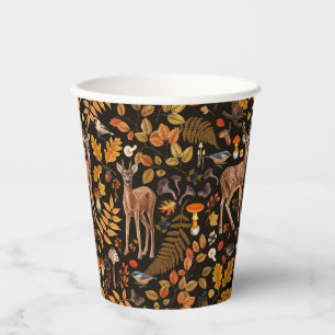 Vasos De Papel En el bosque/ciervo otoñal sobre negro