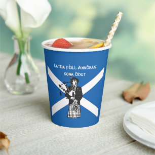Vasos De Papel Feliz Bagpiper de bandera del Día de St Andrews