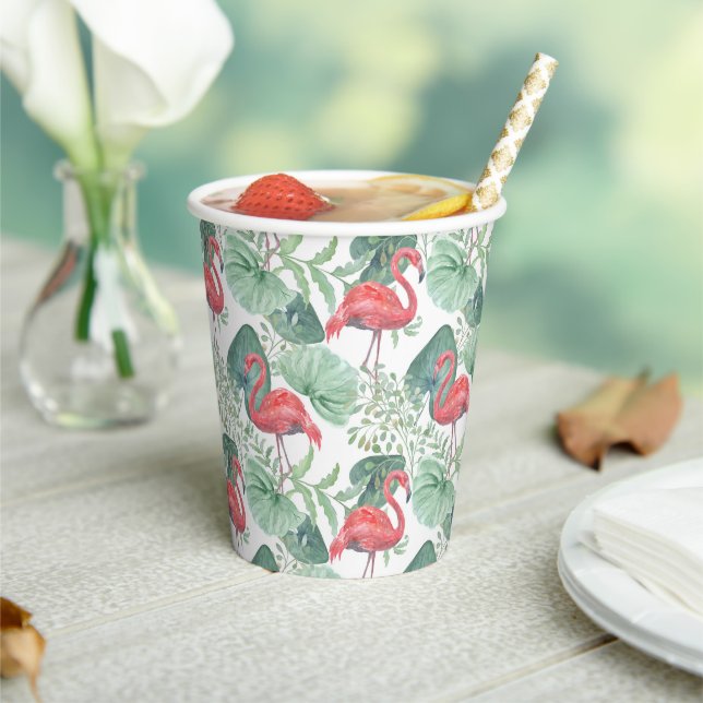 Vasos De Papel Flamencos y hojas rosadas. (in situ)