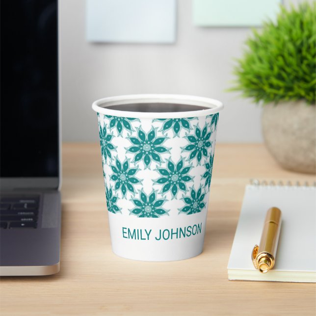 Vasos De Papel flores verde azuladas nombre personalizado blanco (in situ)