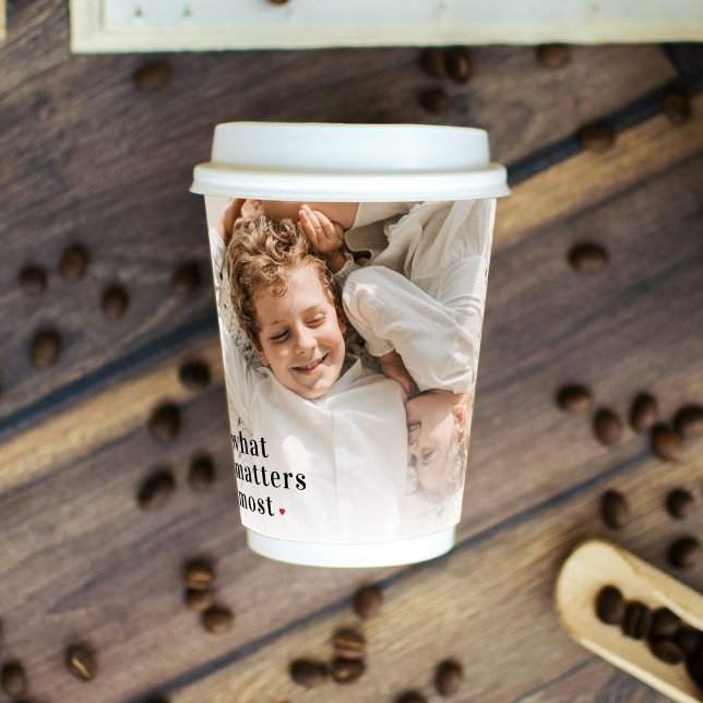 Vasos De Papel Foto de colección moderna que importa la mayoría d (Subido por el creador)