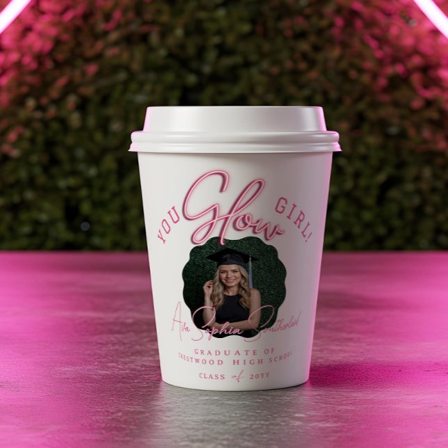 Vasos De Papel Foto de graduación de neón rosado ondulado de Chic (You Glow Girl Wavy Pink Neon Graduation Photo Paper Cups)