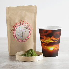 Vasos De Papel Fuego en las tazas de papel del cielo