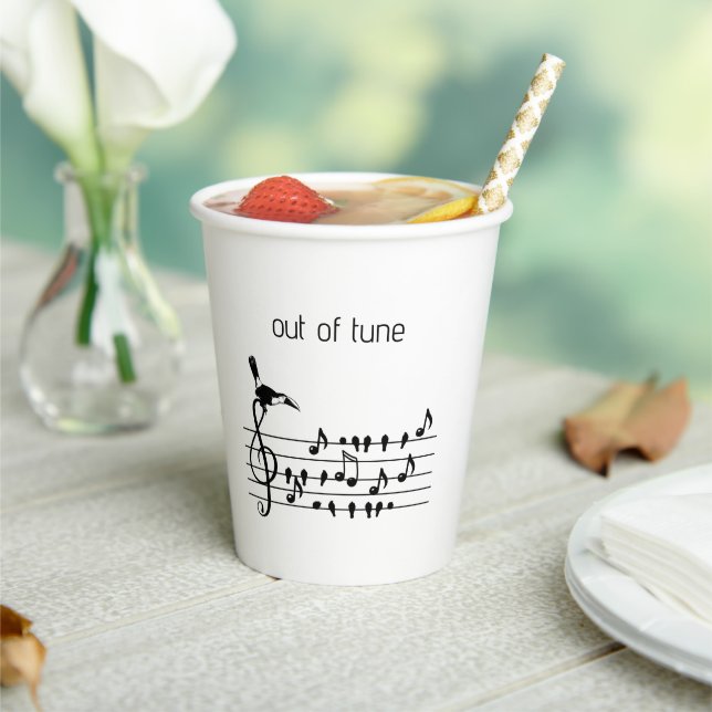 Vasos De Papel Fuera de sintonía, el tucán se une a los pájaros c (in situ)