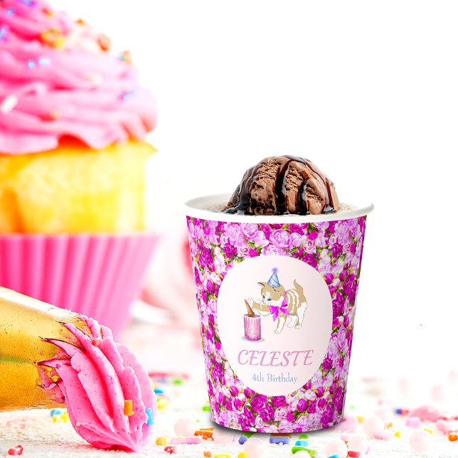 Vasos De Papel Gato lindo nadando en tarta con peones y Purpurina (Subido por el creador)