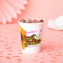 Vasos De Papel Girasol y globos sobre dulce blanco Dieciséis