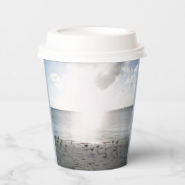 Vasos De Papel Gloria De Sol En La Playa