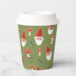 Vasos De Papel Gnomes y hongos en vacaciones de bosques verdes