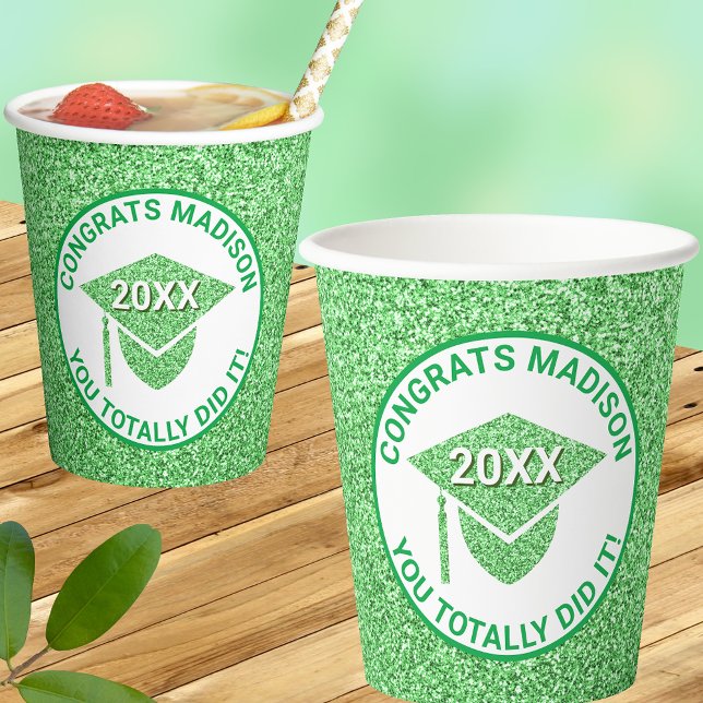 Vasos De Papel Grad Glam Green Cap Moda Elegante Fiesta escolar (Subido por el creador)