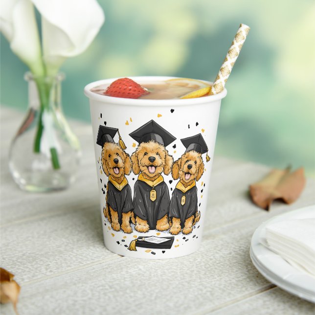 Vasos De Papel Graduación Perros Goldendoodle (in situ)