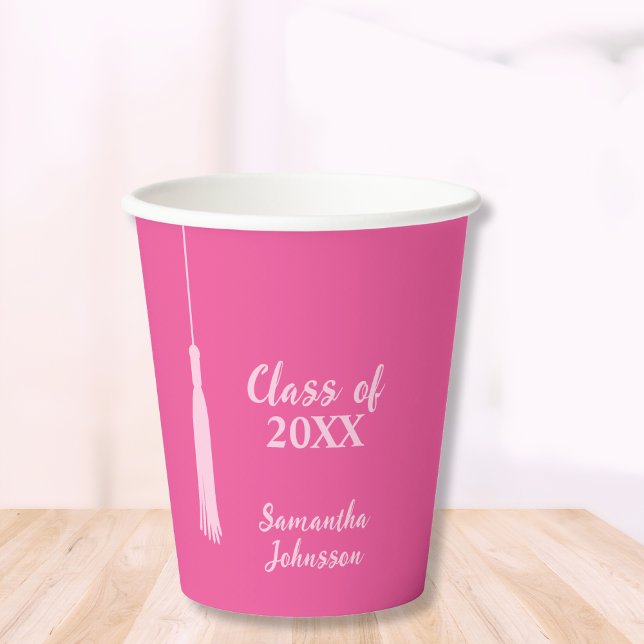 Vasos De Papel Graduación personalizada de moda de Grado Rosa Tas (Chic Pink Grad Tassel Personalized Graduation Paper Cups)