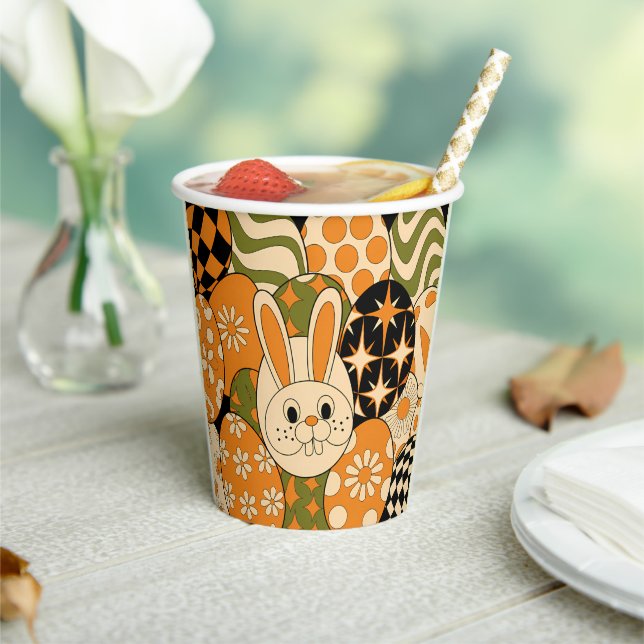 Vasos De Papel Groovy Easter Bunny Party Paper Cups (in situ)