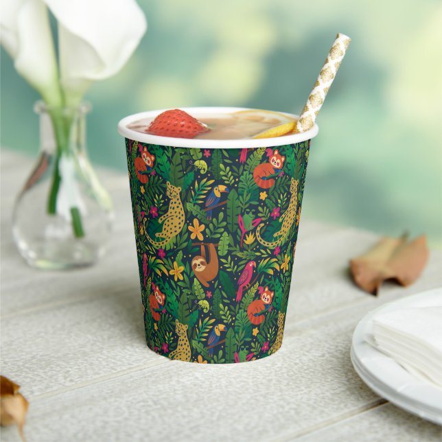 Vasos De Papel Hand Drawn Rainforest Animals Paper Cups (in situ)