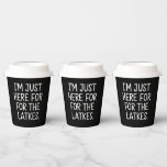 Vasos De Papel Hanukkah, estoy aquí para los judíos de Latkes<br><div class="desc">Hanukkah,  estoy aquí para la festividad judía de Latkes</div>