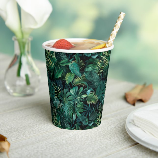 Vasos De Papel Hojas tropicales de selva tropical (in situ)