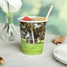 Vasos De Papel La vieja choza de madera