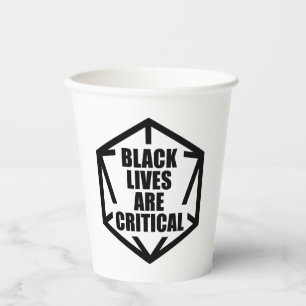 Vasos De Papel Las vidas negras BLM son críticas [B&W]