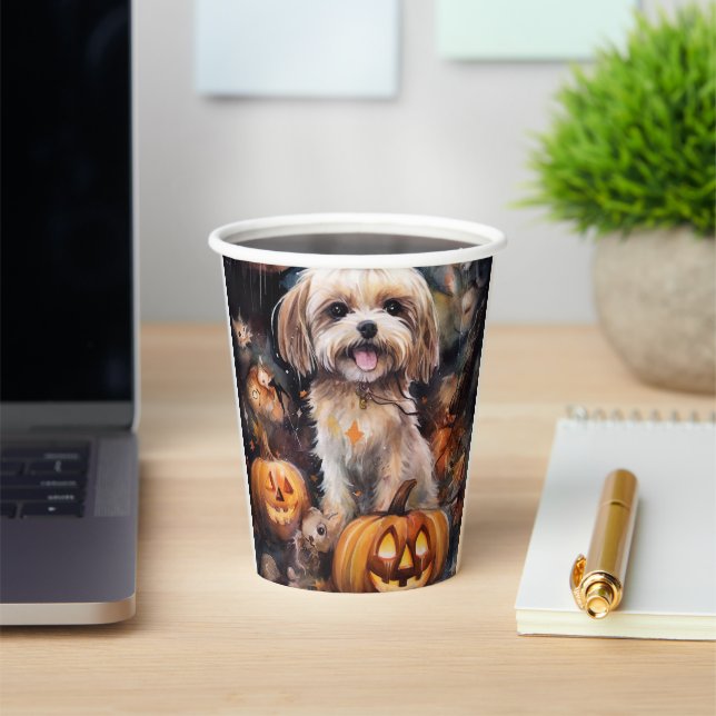 Vasos De Papel Lhasa Apso de Halloween con calabazas aterrador  (in situ)